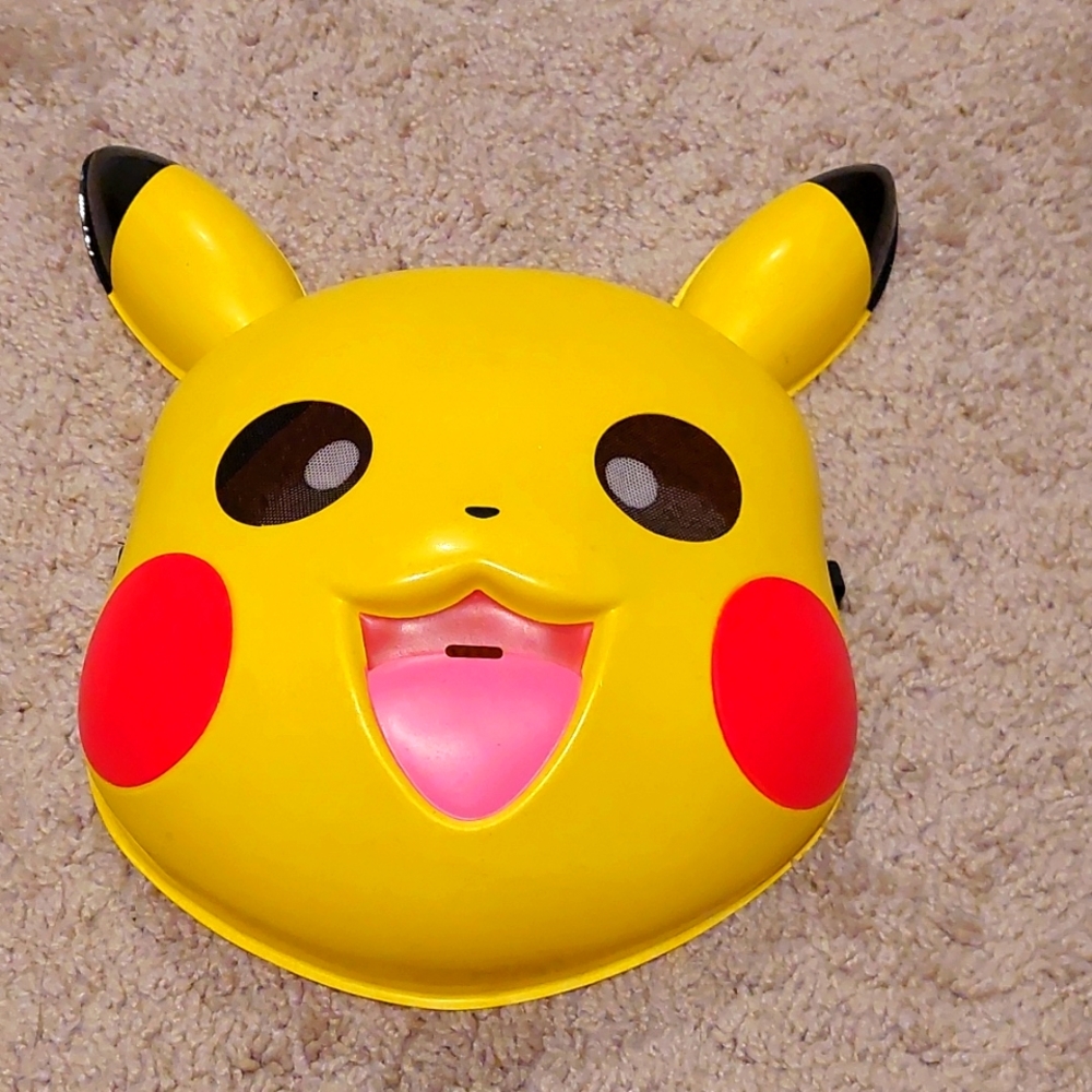 Pikachu Mask